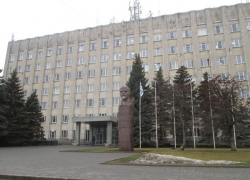 В Таганроге чиновники отчитались о своих доходах и заработках В Таганроге чиновники отчитались о своих доходах и заработках