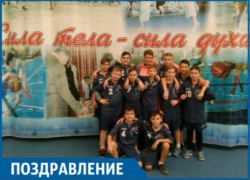 Юные волейболисты Таганрога вышли в финал Первенства России Юные волейболисты Таганрога вышли в финал Первенства России