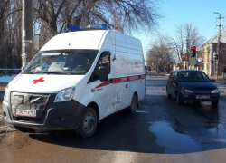 В Таганроге «скорой» въехали в бок В Таганроге «скорой» въехали в бок