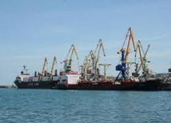 Грузооборот Таганрогского морского порта остался на прежнем уровне Грузооборот Таганрогского морского порта остался на прежнем уровне