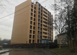 Помощника депутата беспокоит строительство многоэтажного дома в Таганроге Помощника депутата беспокоит строительство многоэтажного дома в Таганроге