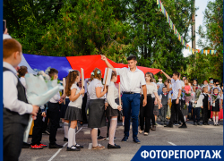 1 раз в первый класс: как в Таганроге проходят школьные линейки 1 раз в первый класс: как в Таганроге проходят школьные линейки
