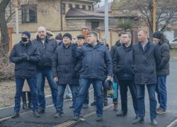 Александр Скрябин предложил сократить количество опор электросетей на Карла Либкнехта Александр Скрябин предложил сократить количество опор электросетей на Карла Либкнехта