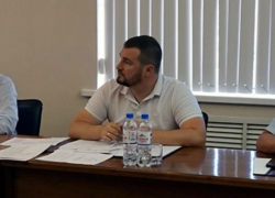 Депутат Артем Екушевский предложил создать сквер на улице адмирала Крюйса в Таганроге Депутат Артем Екушевский предложил создать сквер на улице адмирала Крюйса в Таганроге