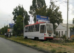 В Таганроге трамваи продолжают сходить с рельсов В Таганроге трамваи продолжают сходить с рельсов