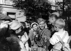 Календарь: 30 августа — 75 лет со Дня освобождения Таганрога Календарь: 30 августа — 75 лет со Дня освобождения Таганрога