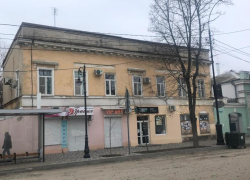 С 1871 года сохранился в Таганроге дом Краснушкина, полковника Войска Донского С 1871 года сохранился в Таганроге дом Краснушкина, полковника Войска Донского