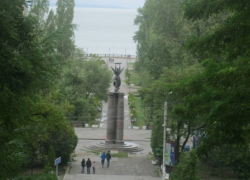 В Таганроге на смену штормовому ветру придет тихая и ясная погода В Таганроге на смену штормовому ветру придет тихая и ясная погода