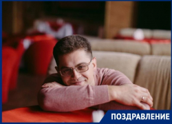 Сегодня День рождения у талантливого видеографа Дениса Третьякова Сегодня День рождения у талантливого видеографа Дениса Третьякова