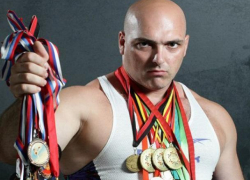 Спортсмен из Таганрога стал чемпионом в мировом турнире по самбо Спортсмен из Таганрога стал чемпионом в мировом турнире по самбо