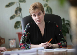 Замглавы администрации Ирина Голубева станет объектом жалобы губернатору Замглавы администрации Ирина Голубева станет объектом жалобы губернатору