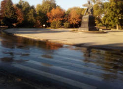 Антон Павлович Чехов стал свидетелем очередного потопа в Таганроге Антон Павлович Чехов стал свидетелем очередного потопа в Таганроге