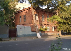 Таганрожцы пожаловались в «Гражданский патруль», а те в Министерство культуры Таганрожцы пожаловались в «Гражданский патруль», а те в Министерство культуры