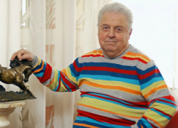 Сегодня 95 лет со дня рождения поэта Михаила Танича, но Таганрог не вспомнил про своего именитого земляка Сегодня 95 лет со дня рождения поэта Михаила Танича, но Таганрог не вспомнил про своего именитого земляка
