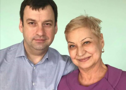 С Днем матери горожан поздравил глава администрации Таганрога Андрей Лисицкий С Днем матери горожан поздравил глава администрации Таганрога Андрей Лисицкий