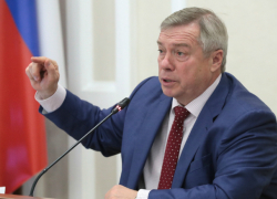 Губернатор Василий Голубев предложил установить понижающий коэффициент на накопления ТБО в Таганроге Губернатор Василий Голубев предложил установить понижающий коэффициент на накопления ТБО в Таганроге