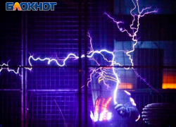 Такого Таганрог еще не видел: грандиозное ШОУ с генераторами Тесла в цирке-шапито династии Довгалюк Такого Таганрог еще не видел: грандиозное ШОУ с генераторами Тесла в цирке-шапито династии Довгалюк