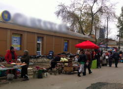В Таганроге продолжают борьбу с несанкционированной торговлей В Таганроге продолжают борьбу с несанкционированной торговлей