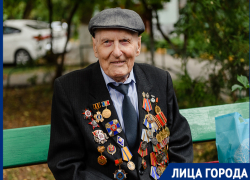 Участвовал в Параде Победы и сдал нормы ГТО в 2017 году: 100-летний юбилей отмечает Вадим Терновой Участвовал в Параде Победы и сдал нормы ГТО в 2017 году: 100-летний юбилей отмечает Вадим Терновой
