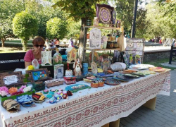 Экофестиваль «Лукоморье» взбодрил таганрожцев перед наступающими холодами Экофестиваль «Лукоморье» взбодрил таганрожцев перед наступающими холодами