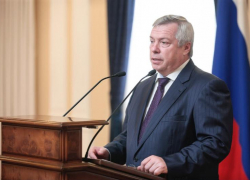 Губернатор заявил, что не планирует возвращать режим самоизоляции Губернатор заявил, что не планирует возвращать режим самоизоляции