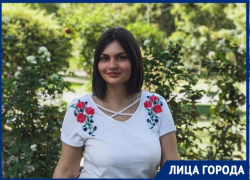 «Самое главное для меня - видеть радость в глазах близких» - поделилась с нами волонтёр Ирина Муразян «Самое главное для меня - видеть радость в глазах близких» - поделилась с нами волонтёр Ирина Муразян