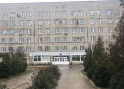Деньги на покупку наркозно-дыхательного аппарата для детской больницы Таганрога выделил Голубев Деньги на покупку наркозно-дыхательного аппарата для детской больницы Таганрога выделил Голубев