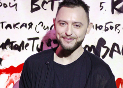 Фильм «Лето» с участием таганрожца Ромы Зверя показывает хороший прокат Фильм «Лето» с участием таганрожца Ромы Зверя показывает хороший прокат