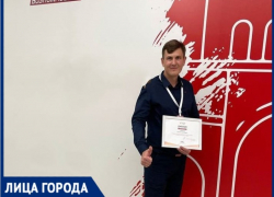 Таганрожец Данила Захаров сделал море сказкой для сотен детей с ОВЗ Таганрожец Данила Захаров сделал море сказкой для сотен детей с ОВЗ