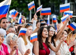 В День России таганрожцев порадуют праздничными концертами и развлекательными программами В День России таганрожцев порадуют праздничными концертами и развлекательными программами