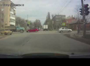 Водители маршруток не перестают пугать таганрожцев Водители маршруток не перестают пугать таганрожцев