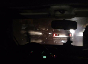 За сутки в Таганроге произошло два серьезных ДТП За сутки в Таганроге произошло два серьезных ДТП