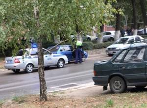 Незадачливый водитель попытался сбежать от сотрудников ДПС в Таганроге Незадачливый водитель попытался сбежать от сотрудников ДПС в Таганроге
