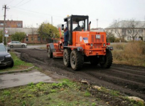 Дорогу для целого жилого квартала построил за собственные деньги житель Таганрога Дорогу для целого жилого квартала построил за собственные деньги житель Таганрога