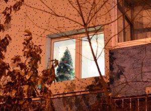 Любители новогодних праздников наблюдаются в Таганроге по сей день Любители новогодних праздников наблюдаются в Таганроге по сей день