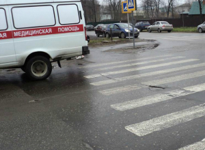 Вновь на «зебре» в Таганроге сбили пешехода Вновь на «зебре» в Таганроге сбили пешехода