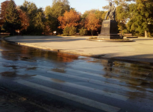 Антон Павлович Чехов стал свидетелем очередного потопа в Таганроге Антон Павлович Чехов стал свидетелем очередного потопа в Таганроге