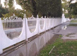 С первыми заморозками полопались трубы водовода в Таганроге С первыми заморозками полопались трубы водовода в Таганроге