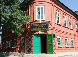Лишь один подрядчик согласился ремонтировать «Лавку Чеховых» в Таганроге Лишь один подрядчик согласился ремонтировать «Лавку Чеховых» в Таганроге