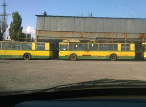 Любопытный депутат не понял, кому в Таганроге привезли потрепанные жизнью троллейбусы Любопытный депутат не понял, кому в Таганроге привезли потрепанные жизнью троллейбусы