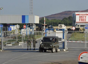 Сервисная зона для пересекающих российско-украинскую границу открыли в Матвеево-Кургане Сервисная зона для пересекающих российско-украинскую границу открыли в Матвеево-Кургане