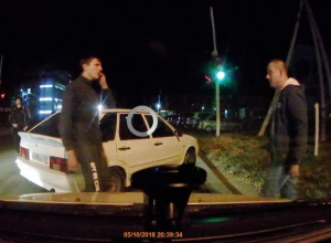 В дорожном конфликте таганрожец получил сильную травму в основании черепа В дорожном конфликте таганрожец получил сильную травму в основании черепа