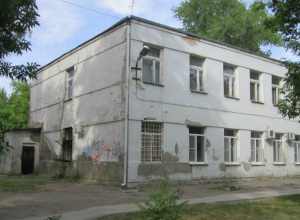 Нуждающийся в ремонте травмпункт Таганрога может сам развалиться из-за отсутствия ухода Нуждающийся в ремонте травмпункт Таганрога может сам развалиться из-за отсутствия ухода