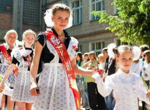 В школах Таганрога готовятся к «Последнему звонку» В школах Таганрога готовятся к «Последнему звонку»