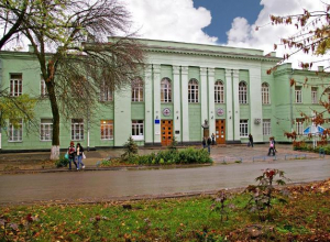В Таганроге осудили директора авиационного колледжа В Таганроге осудили директора авиационного колледжа
