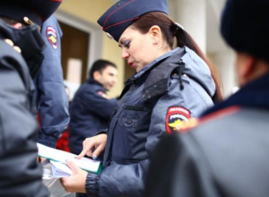 Жителя Таганрога осудили за оскорбление сотрудников полиции Жителя Таганрога осудили за оскорбление сотрудников полиции