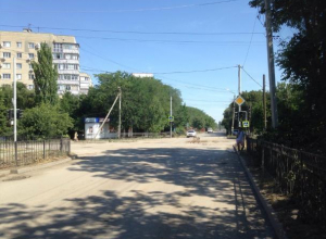 Таганрожцы теперь могут ездить по улице Ломоносова Таганрожцы теперь могут ездить по улице Ломоносова