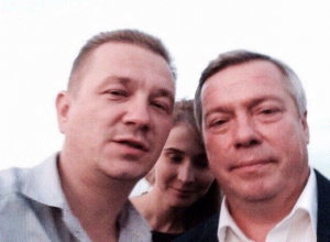 Сегодня День рождения у Дмитрия Беспалова – руководителя «Молодежного клуба» в Таганроге Сегодня День рождения у Дмитрия Беспалова – руководителя «Молодежного клуба» в Таганроге