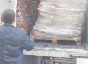 Перевозившего тушки цыплят гражданина Украины задержали под Таганрогом Перевозившего тушки цыплят гражданина Украины задержали под Таганрогом