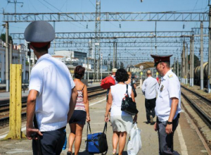 Две ж/д станции под Таганрогом нарушили правила пожарной безопасности Две ж/д станции под Таганрогом нарушили правила пожарной безопасности
